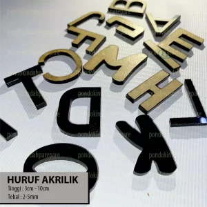 Foto Huruf Cutting Akrilik Warna Hitam produksi Pondok Indah Parepare. @pondokindahpare , #akrilikparepare #percetakanparepare